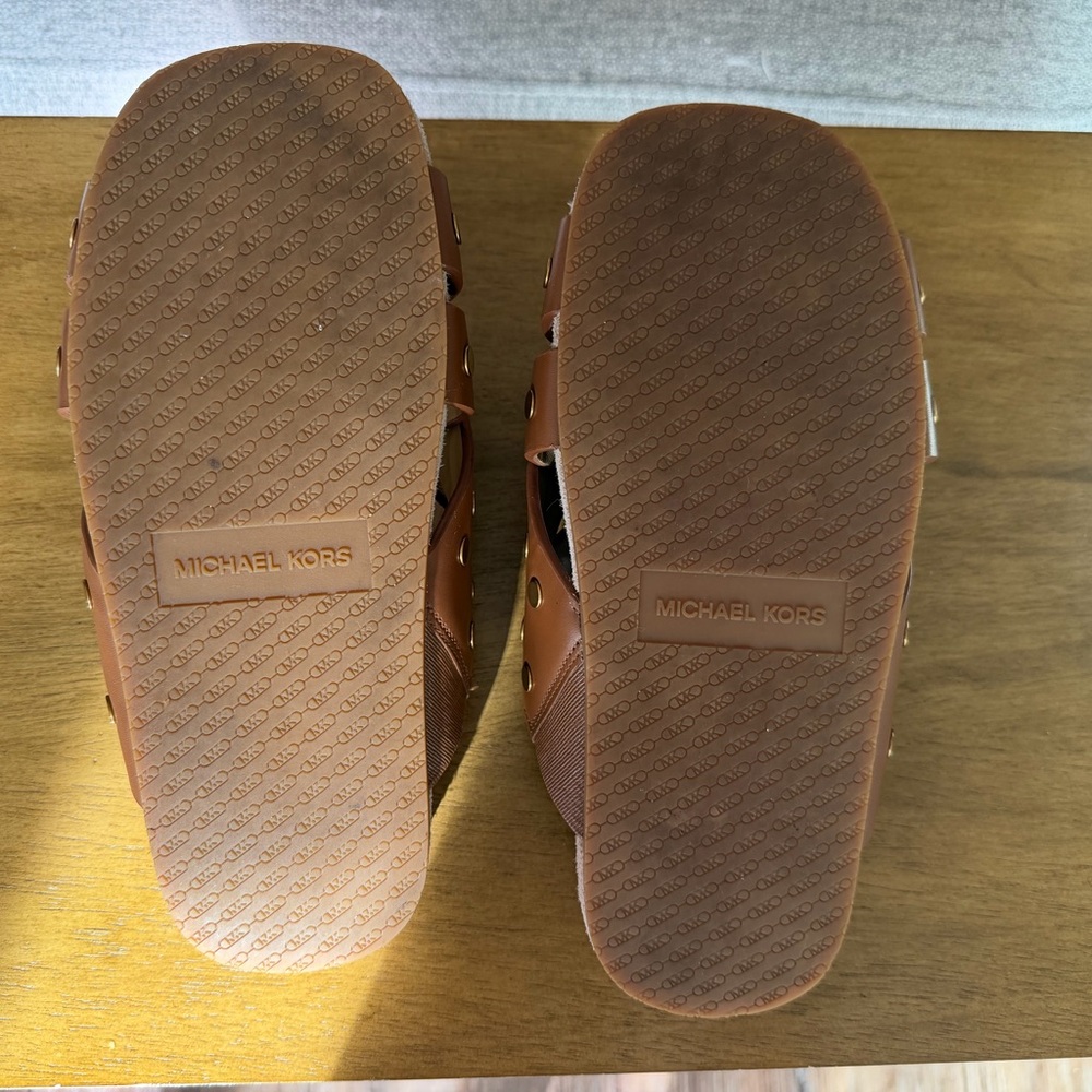 Michael Kors Irene Flat Sandal - Picture 4 of 6